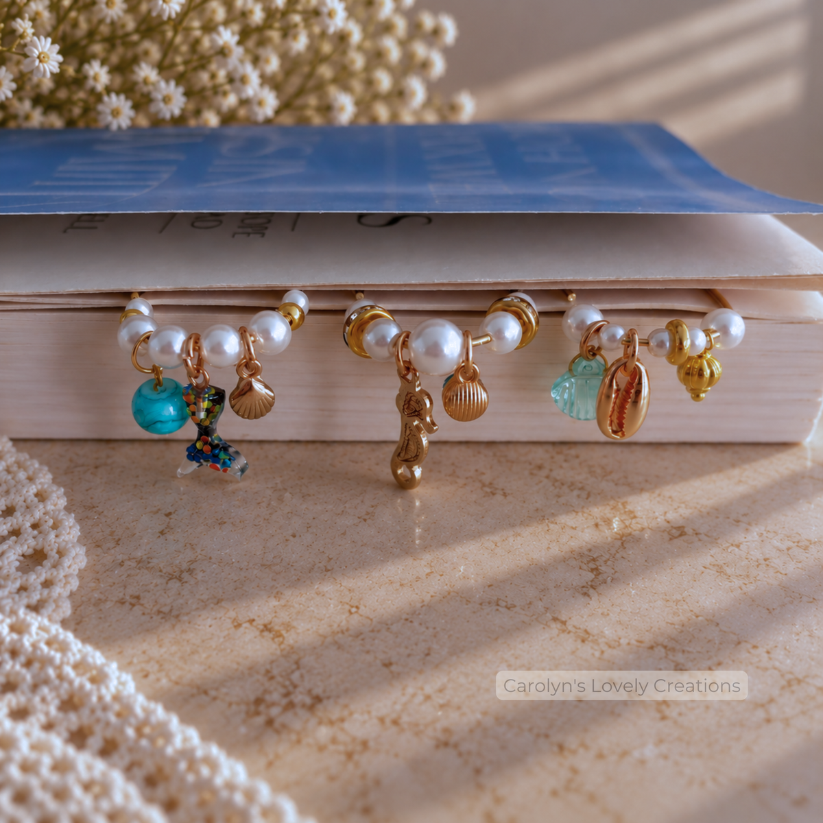 Clips Decorativos para Libros con Dijes Marinos y Perlas
