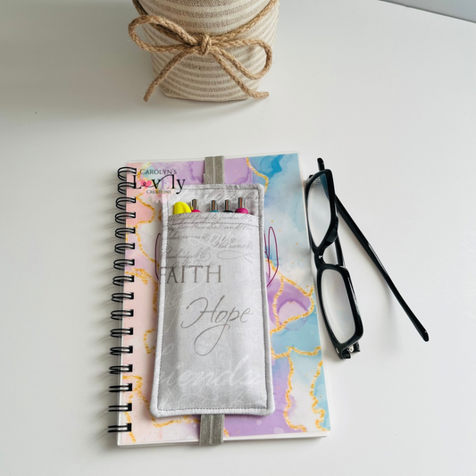 Elastic Pen & Glasses Holder – Light Gray with Inspirational Words
