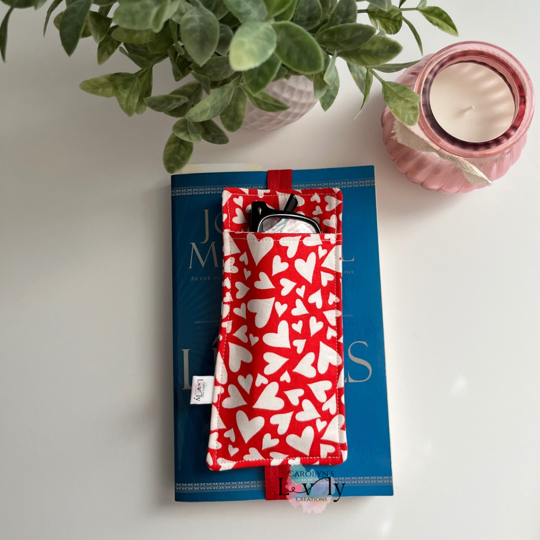 Elastic glasses holder