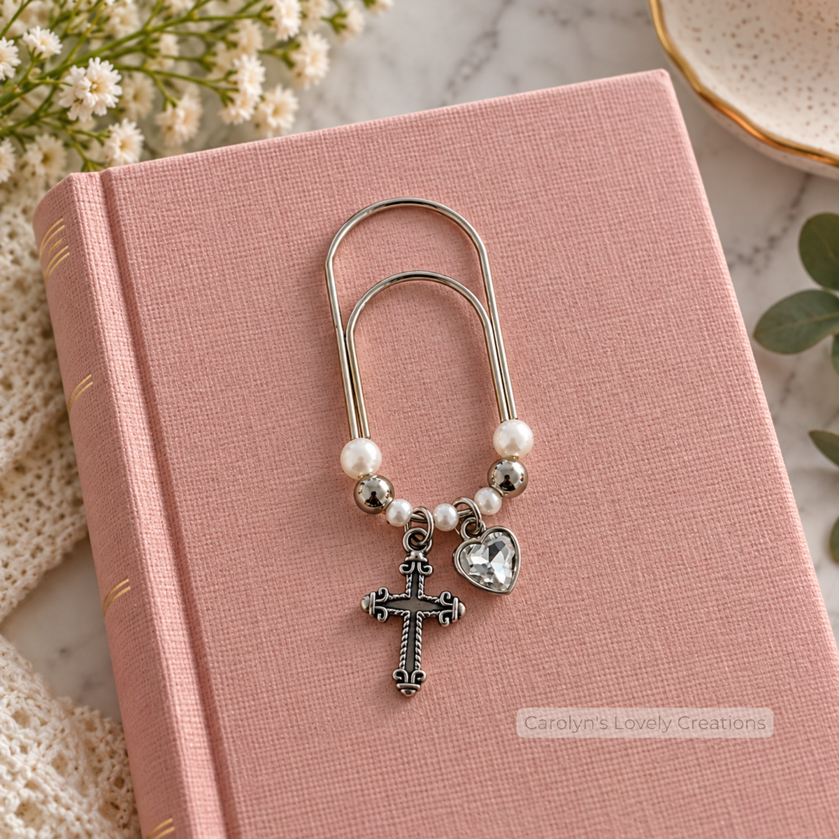 Decorative Cross Paper Clip Bookmarks | Marcadores de Libros con Cruz y Dijes